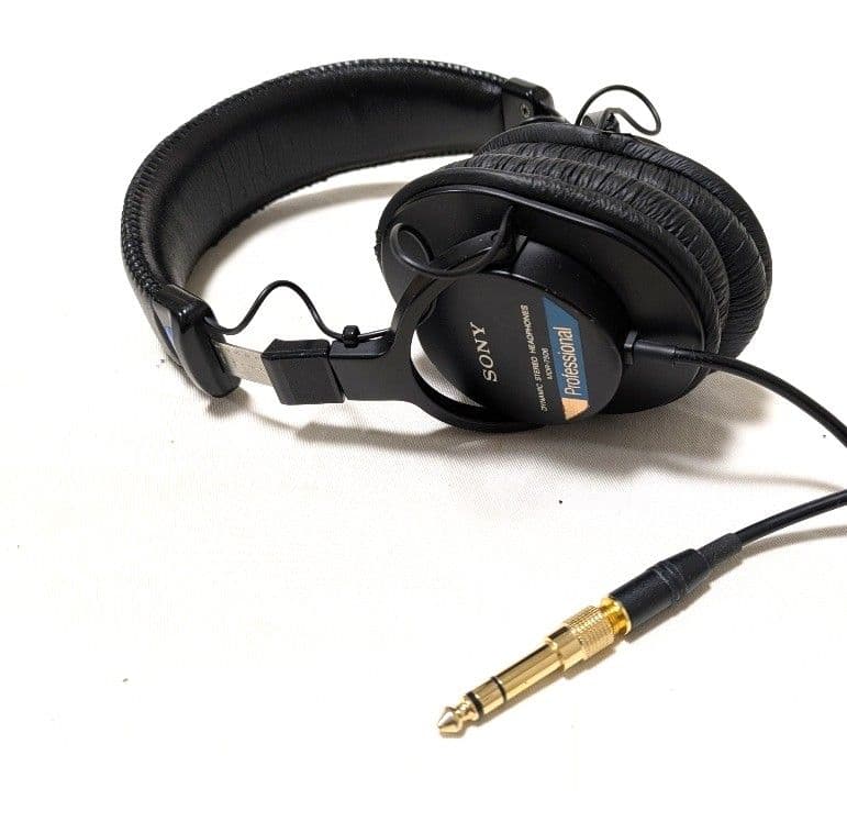 SONY MDR-7506 スタジオモニタ ーヘッドホン