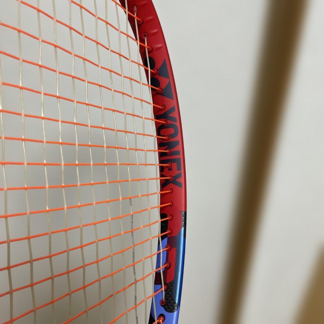 テニスラケット Vコア100