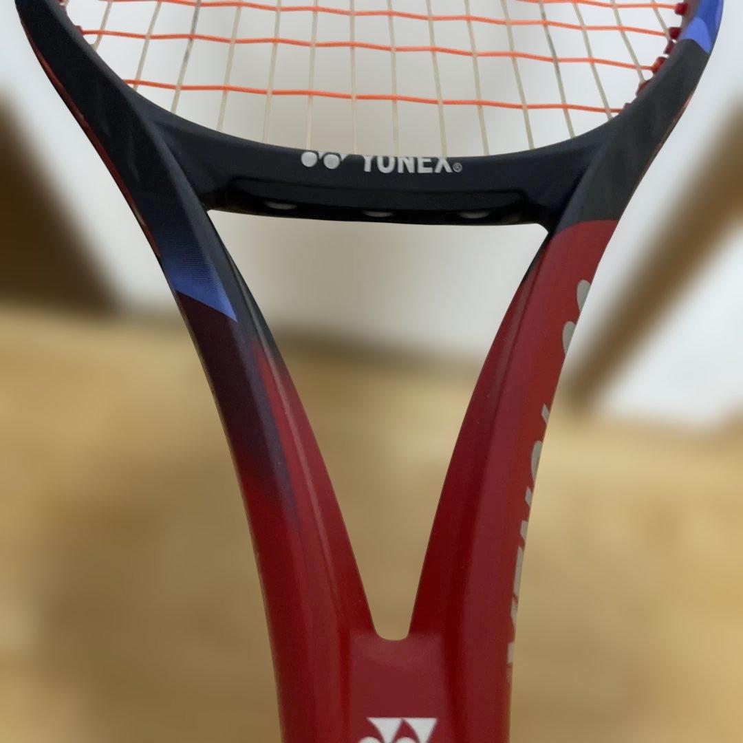 テニスラケット Vコア100