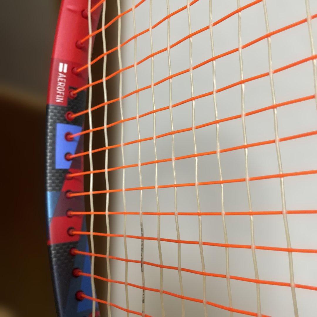 テニスラケット Vコア100