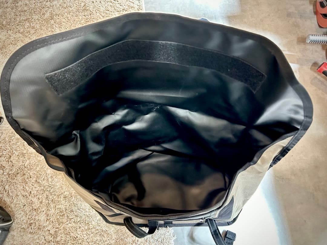 【超美品】クローム メッセンジャーバッグ カーキ