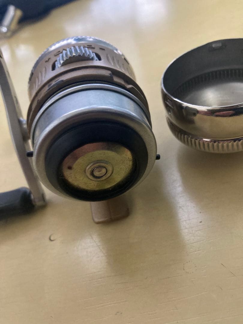 ゼブコ　11マイクロ　ゴールド　スピンキャスト ZEBCO