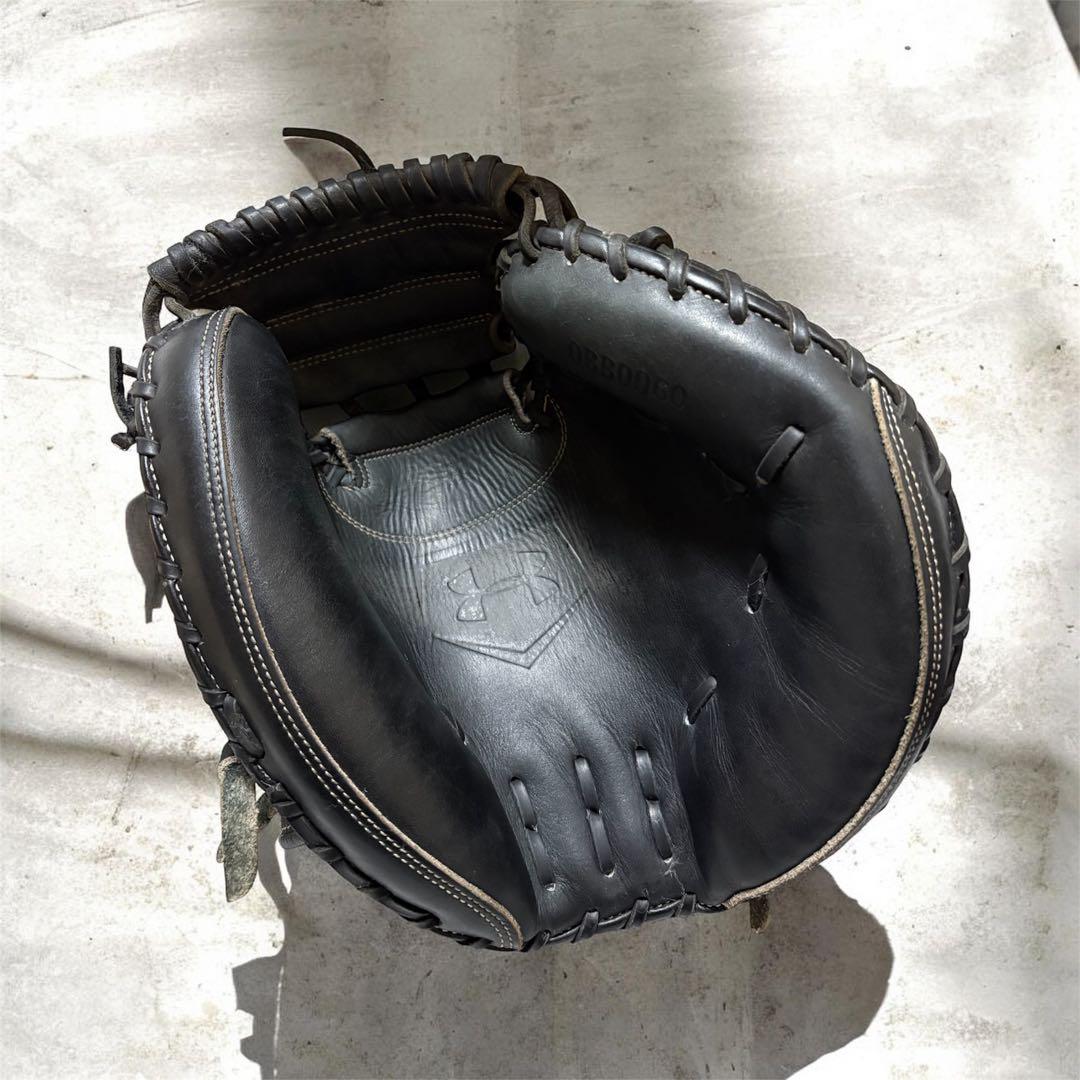 越*こ様 Under Armour 硬式キャッチャーミット 黒