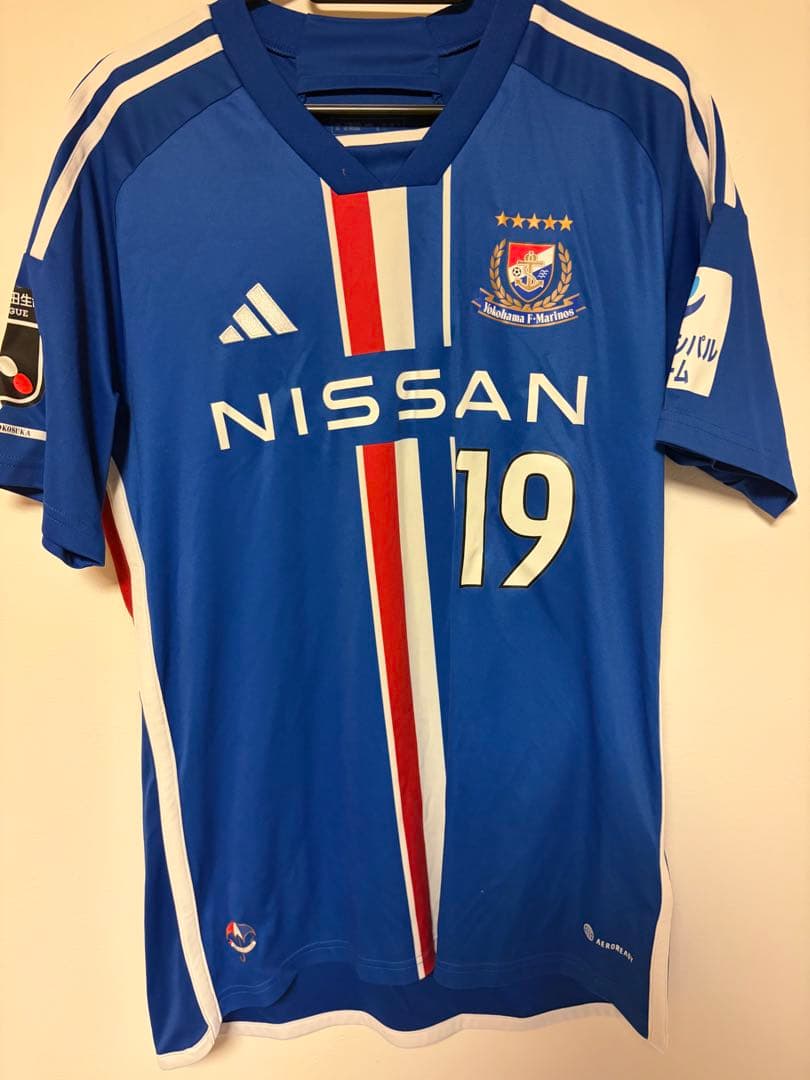 横浜Fマリノス　サッカーシャツ・ショーツ セット