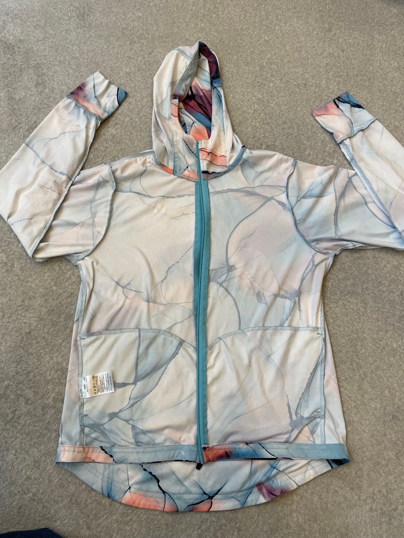 ヨネックス⭐︎Lサイズ⭐︎フード付きジャージ マルチカラー