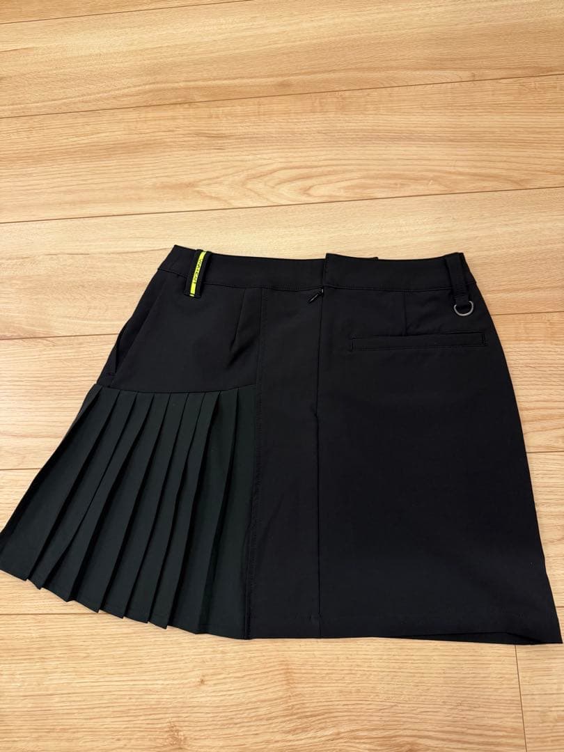 VIVA HEARTブラック プリーツスカー