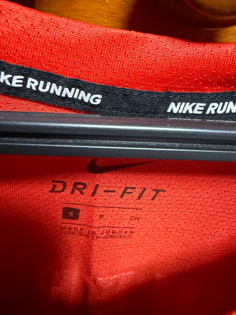【Sサイズ】BTC バウワーマントラッククラブ Dri-Fit Miler