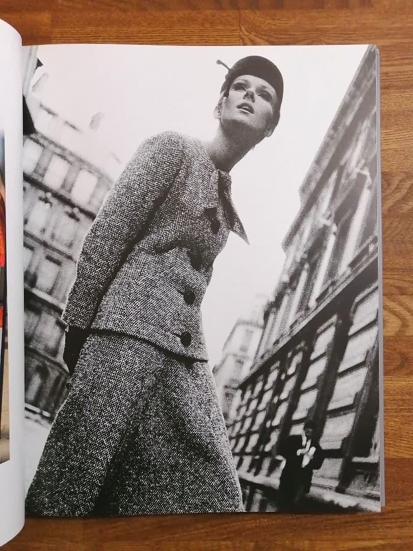 【仏文】Mode 60's: Dans l'oeil de Duffy