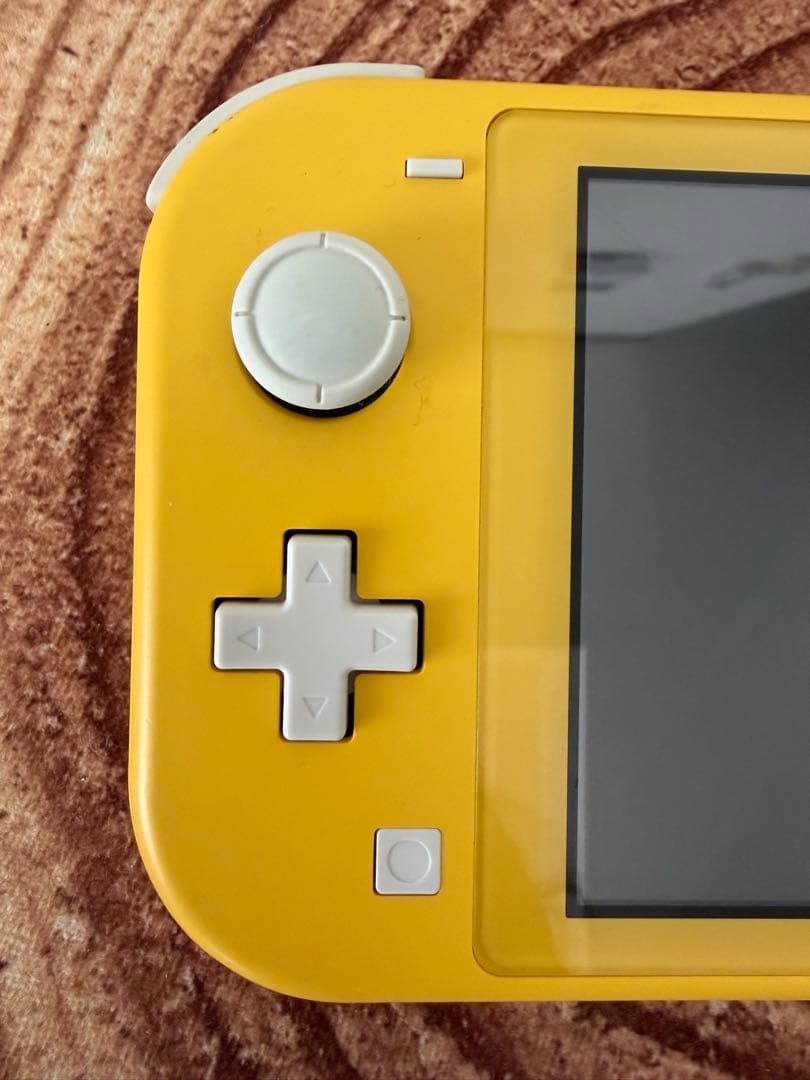 Nintendo Switch Lite イエロー本体のみ　箱無し