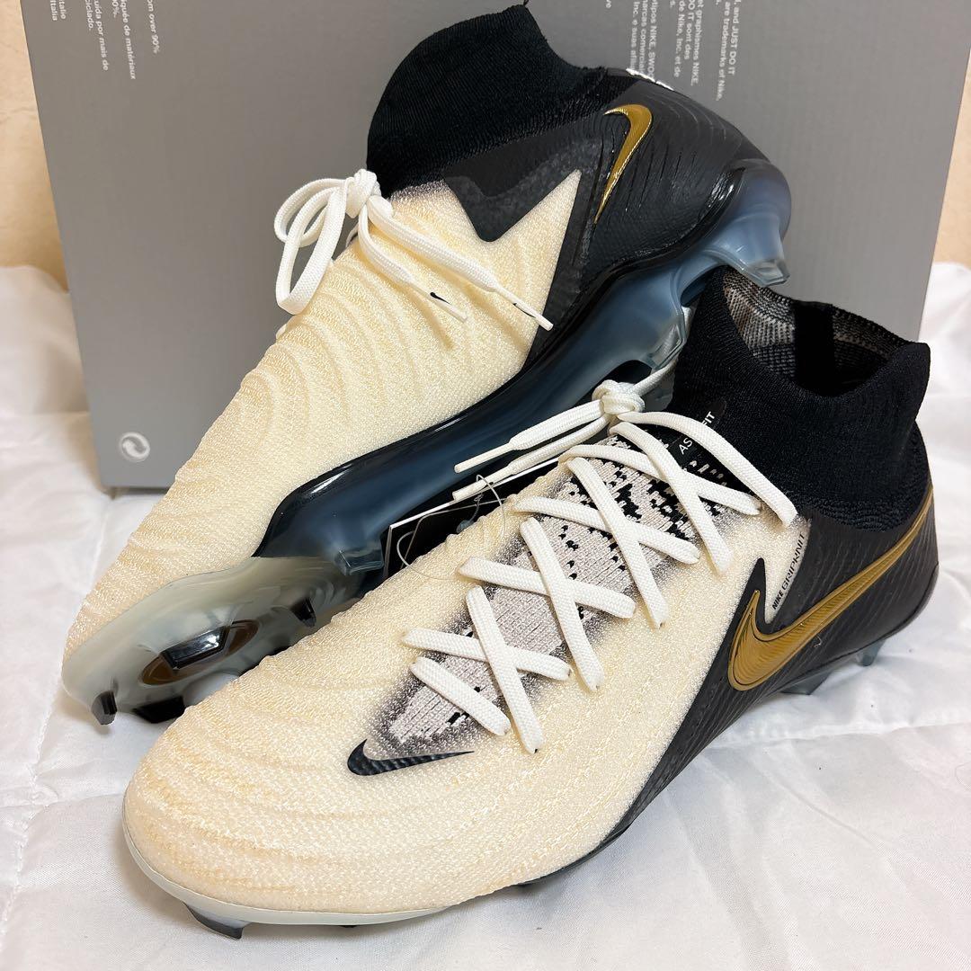 【新品】NIKE PHANTOM LUNA Ⅱ ELITE FG スパイク