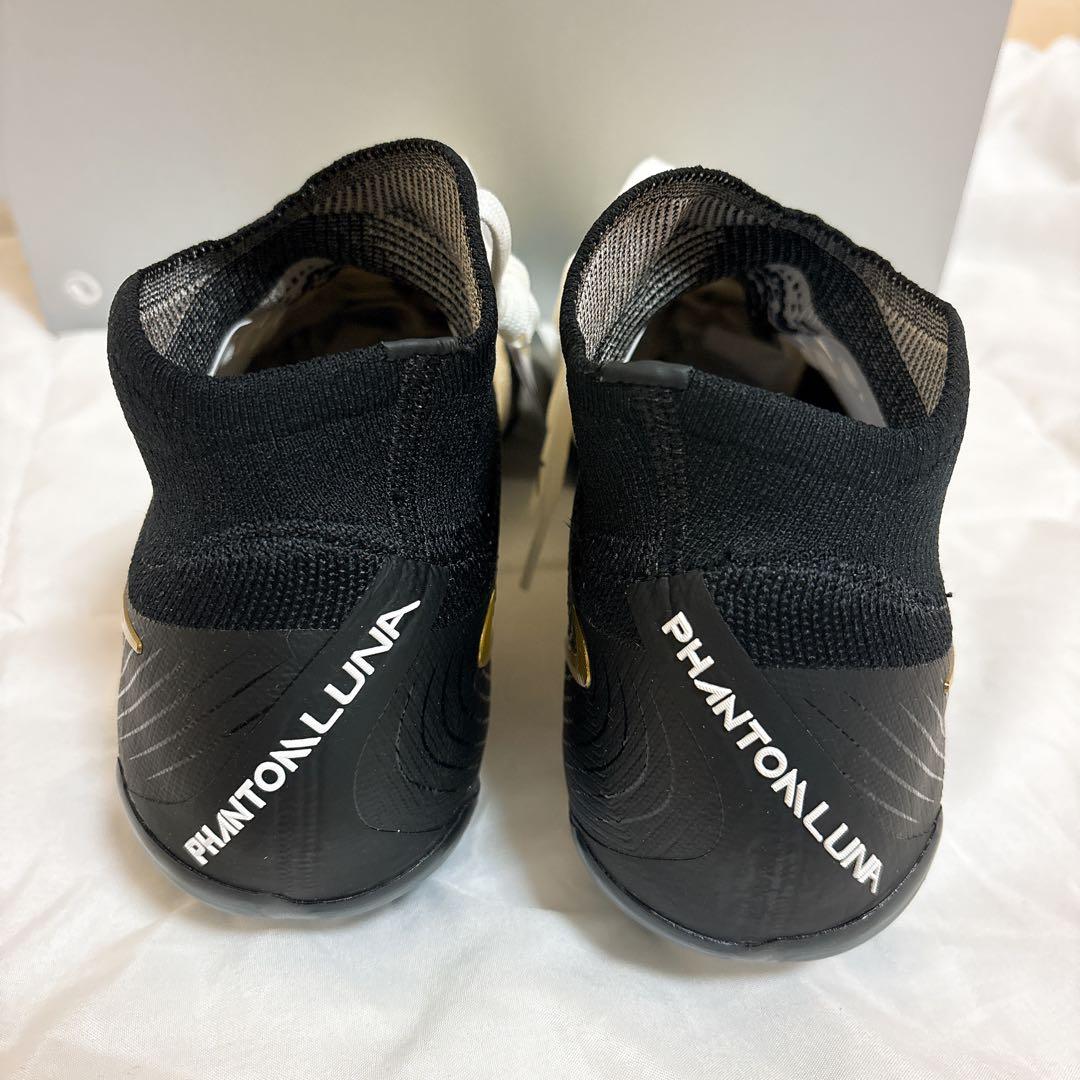 【新品】NIKE PHANTOM LUNA Ⅱ ELITE FG スパイク