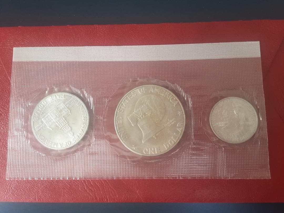 アメリカ建国200周年記念　銀貨3枚セット1776年ー1976年