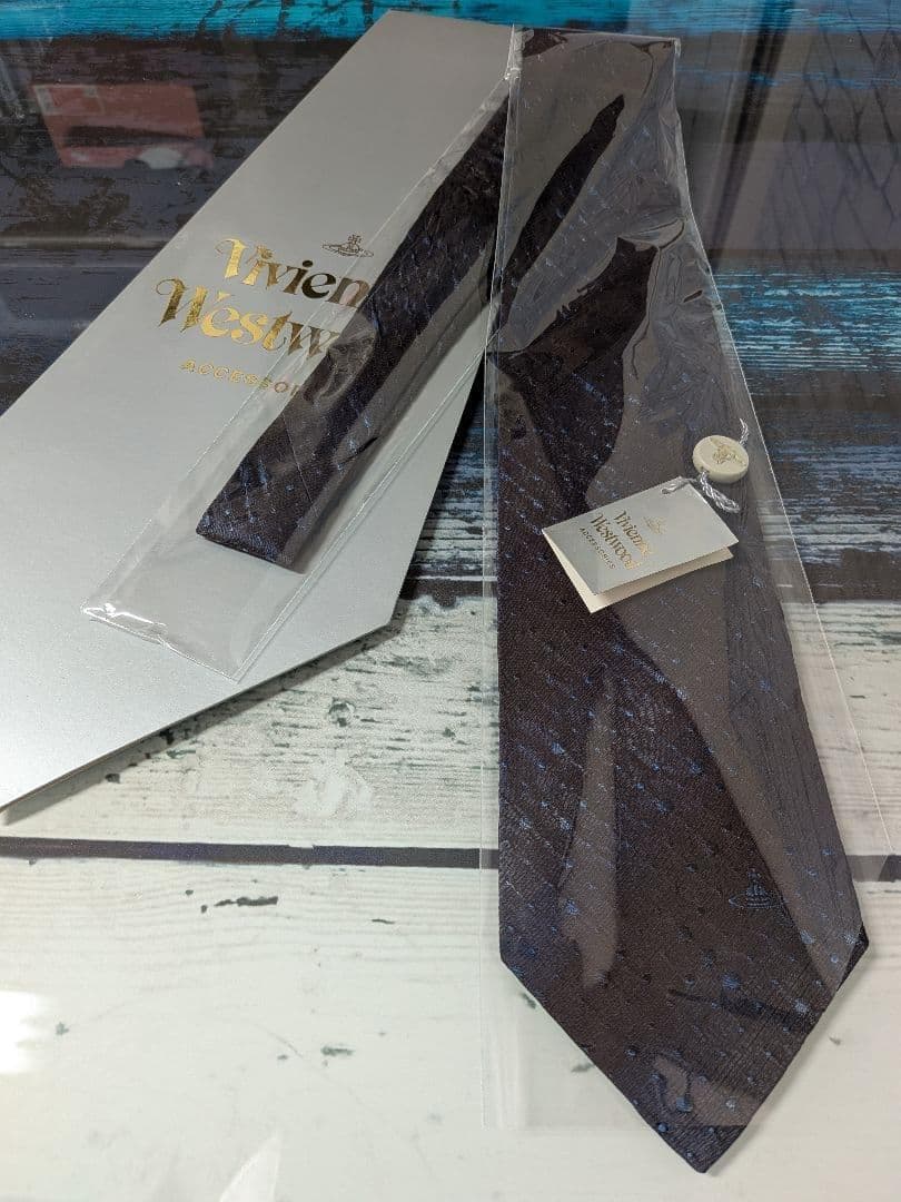 《新品未使用》Vivienne Westwood　グラデ ネクタイ タグ・袋付