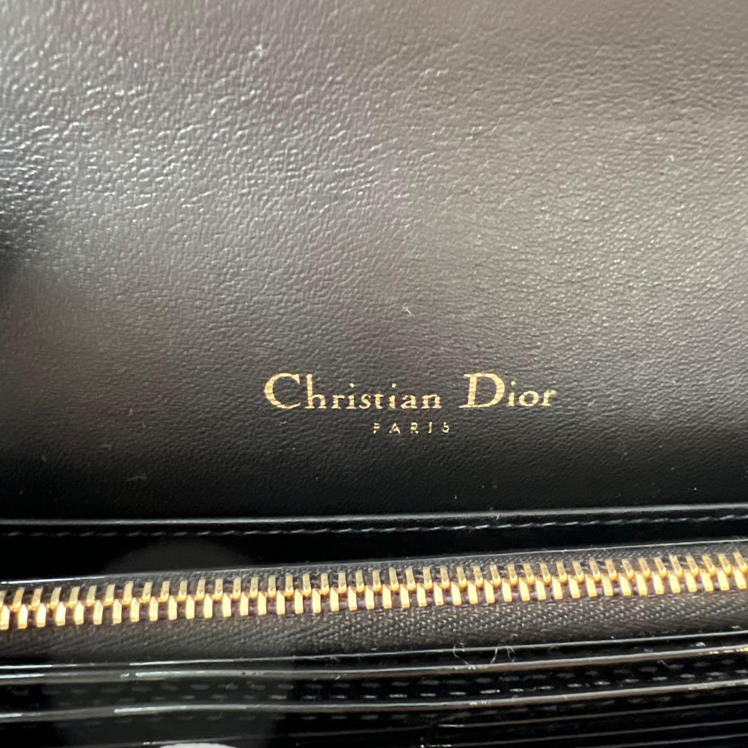 Lady Dior チェーンウォレット　カナージュ バッグ
