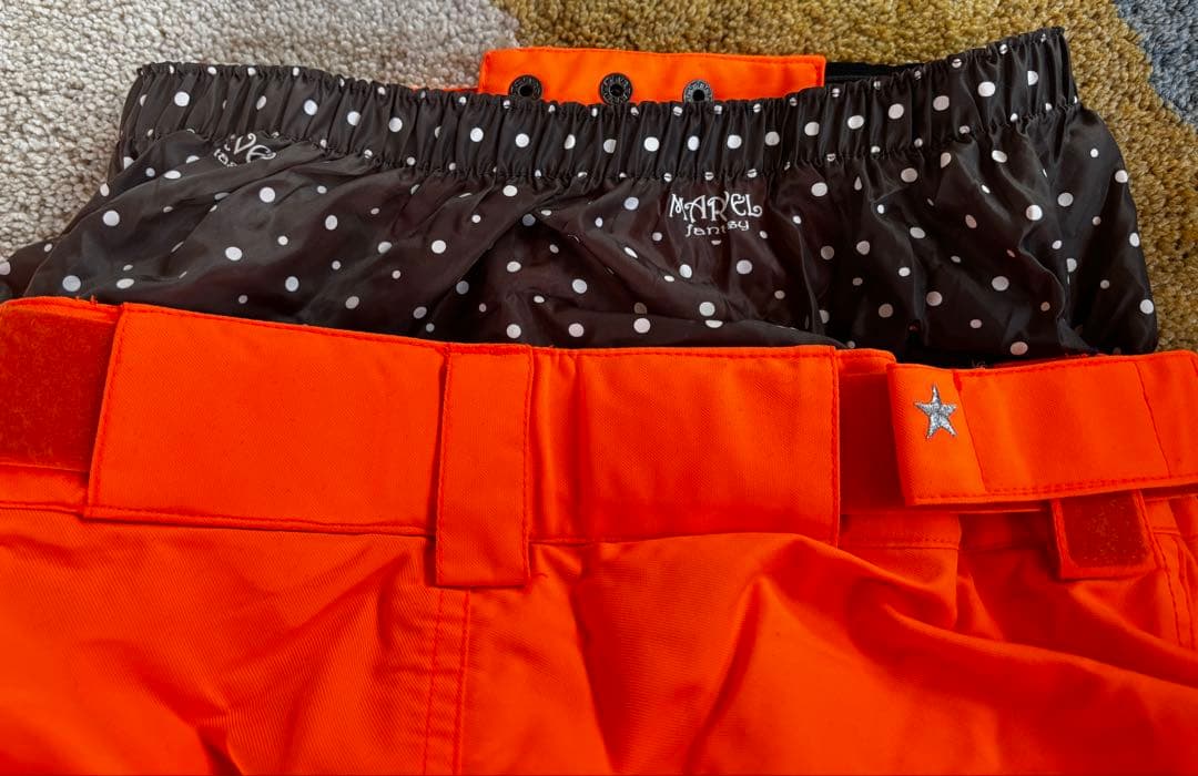 【新品未使用】スノボー、スキーレディースパンツ