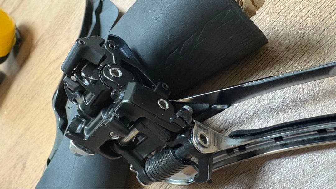 アルテグラコンポ　R8000 機械式　油圧 フロントディレイラー抜き