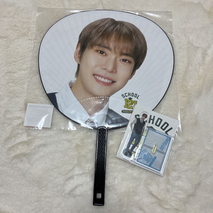 nct127 NCT127 ドヨン うちわ アクリルスタンド セット ペンミ