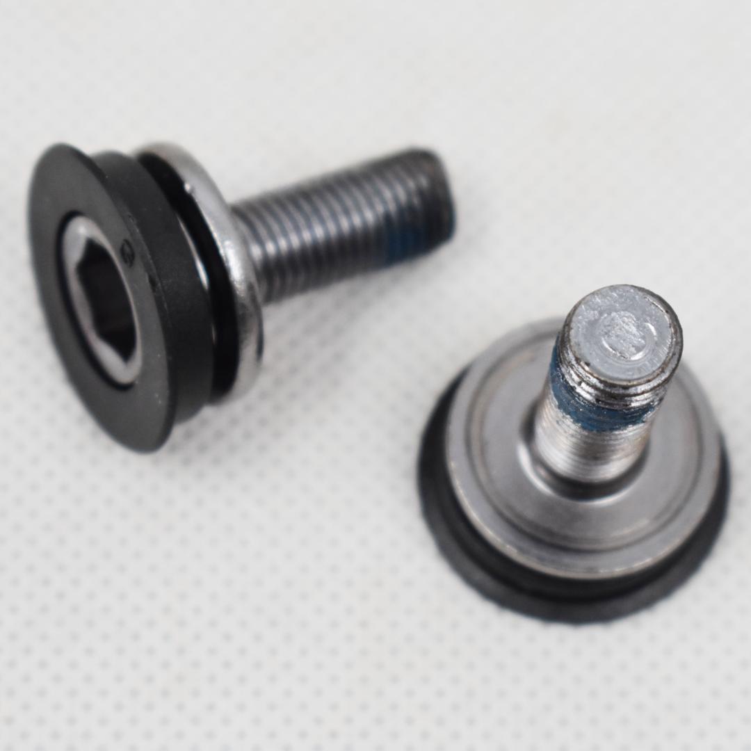 FSAクランク170mm 48/32T・RPM BB68mm 完成車外し