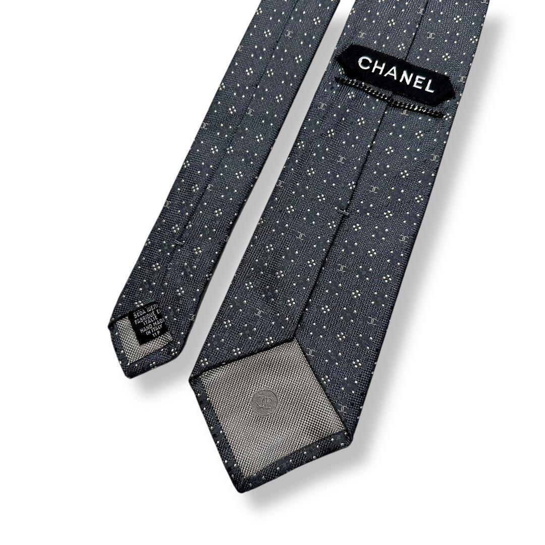 箱付き✨極美品✨CHANEL ネクタイ　シャネル ココマーク　光沢　【D】