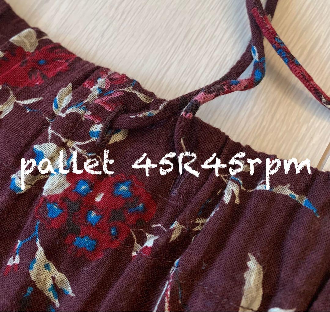 45R45rpm ガーゼアンティークフラワープリントのシャーリングブラウス