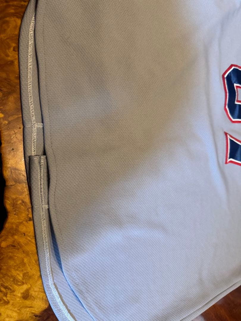 テキサスレンジャーズ2010ワールドシリーズ物グレーXL 美品