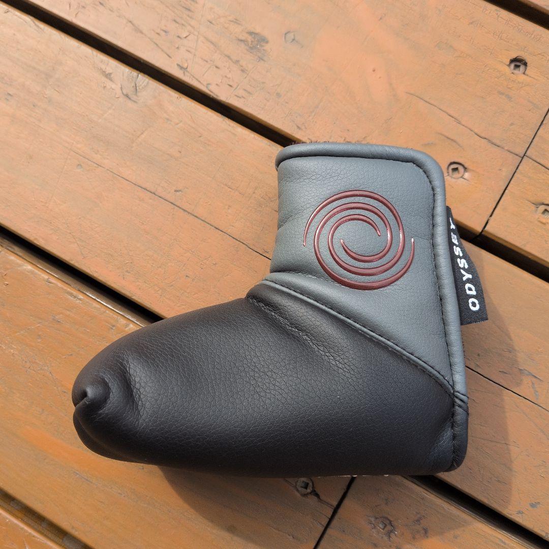 ODYSSEY TRIPLE WIDE パター