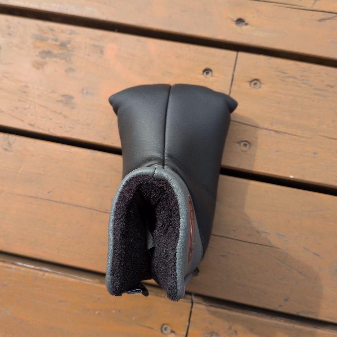 ODYSSEY TRIPLE WIDE パター