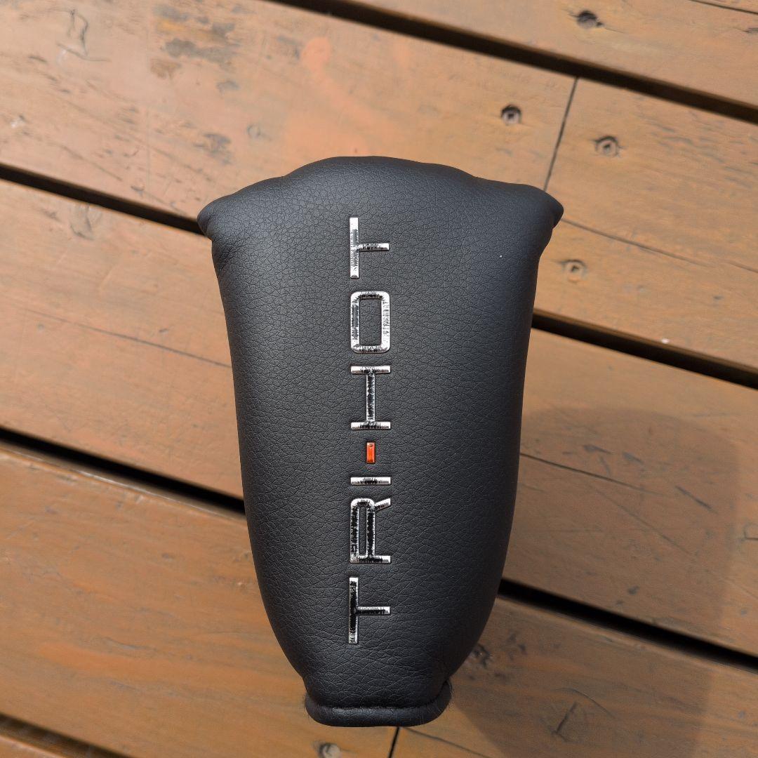 ODYSSEY TRIPLE WIDE パター