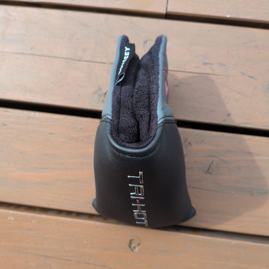 ODYSSEY TRIPLE WIDE パター