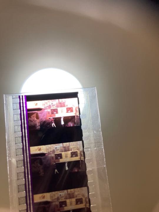 エヴァンゲリオン　序　破　に付いていた限定フィルム2枚です。マリ、ミサト、リツコ