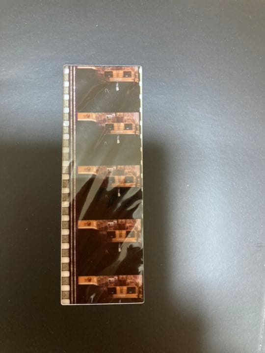 エヴァンゲリオン　序　破　に付いていた限定フィルム2枚です。マリ、ミサト、リツコ