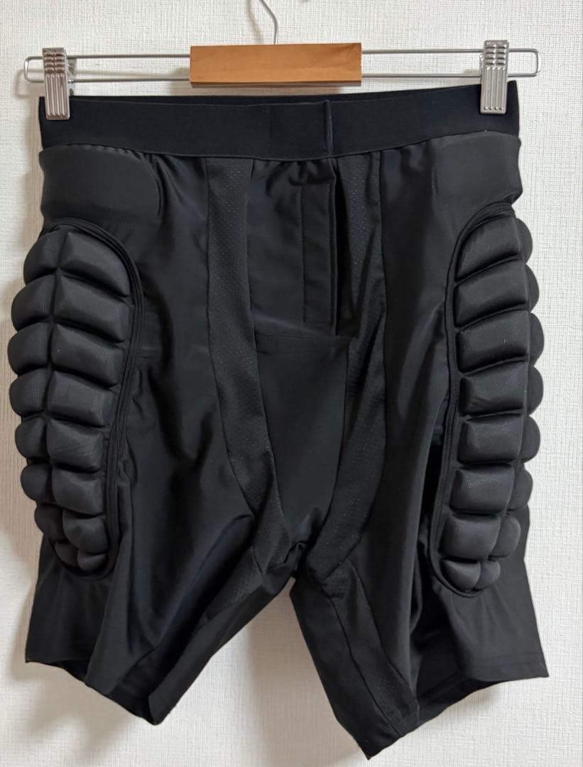 スノーボードウェア上下セット＋ヒッププロテクター