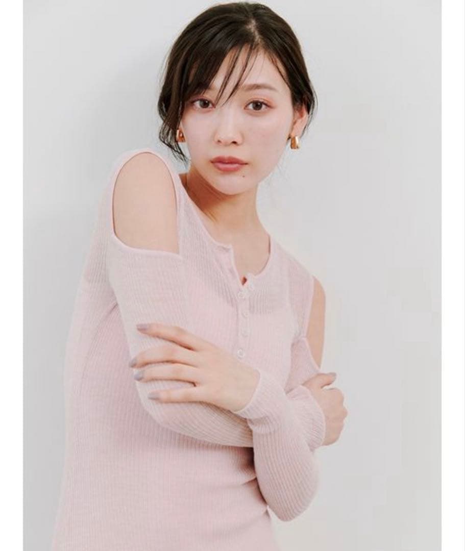 スナイデル　オープンショルダーシアーニットワンピース