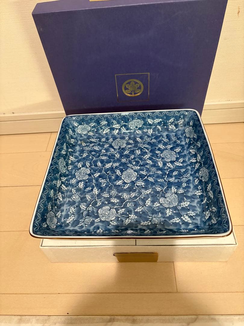 【たち吉】遊魚 銘々皿5枚 遊魚 角盛鉢1枚 染からくさ角盛鉢1枚 新品未使用