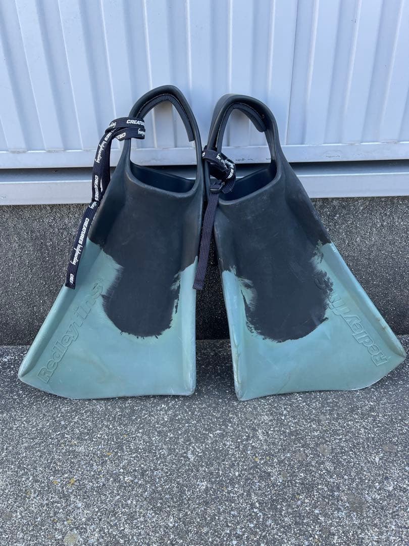 【送込】BZ PRO STINGER ボディボード グラデーション フィン付