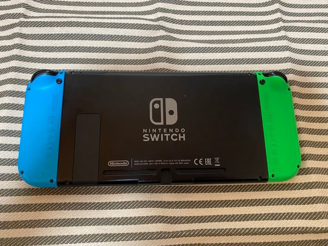 Nintendo Switch 青/緑 Joy-Con 本体