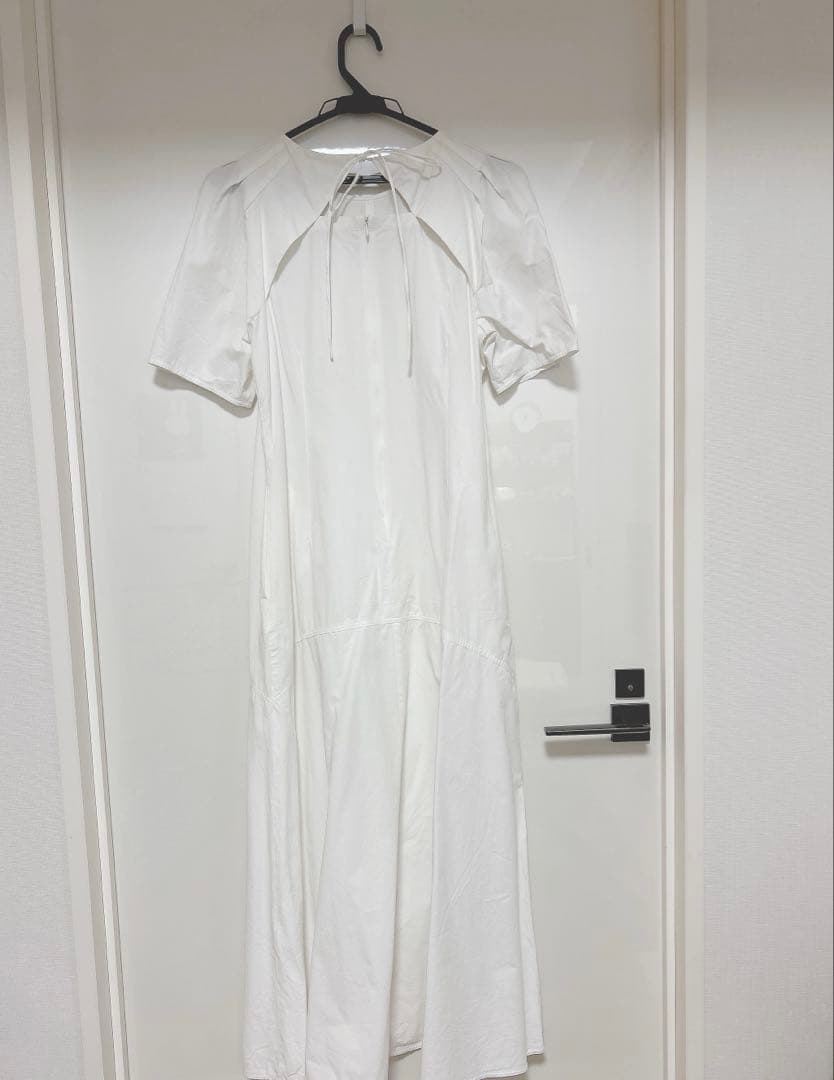 ユナイテッドアローズ オープンバック パフスリーブ ワンピース