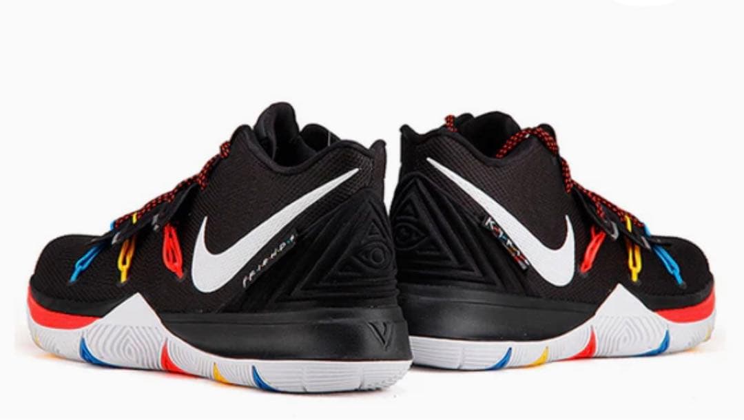 シューズ(男性用) Nike Kyrie 5 Friends Collab
