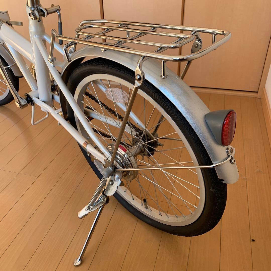 新品・未使用　２０インチ　折りたたみ自転車 パールホワイト