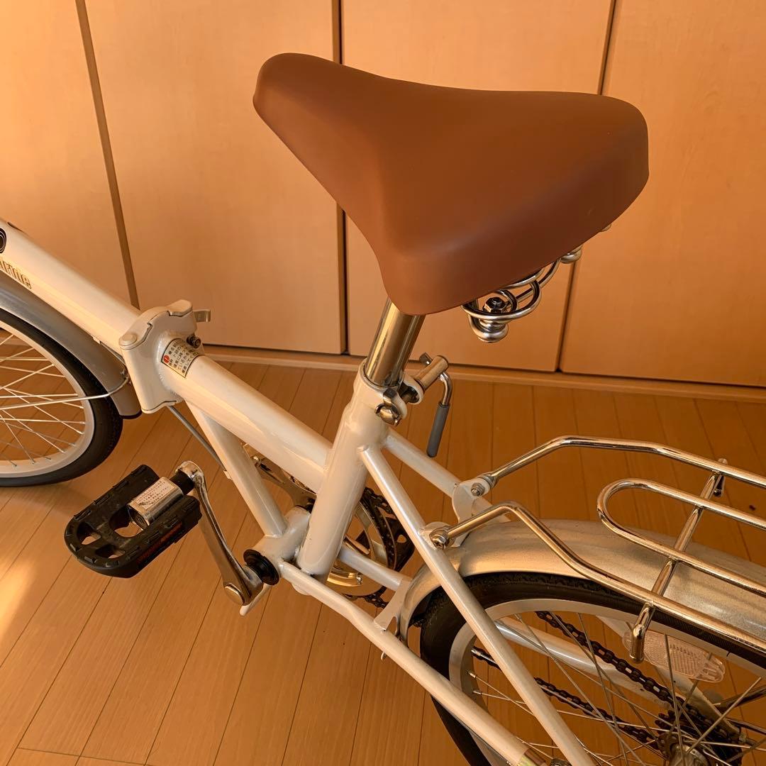 新品・未使用　２０インチ　折りたたみ自転車 パールホワイト