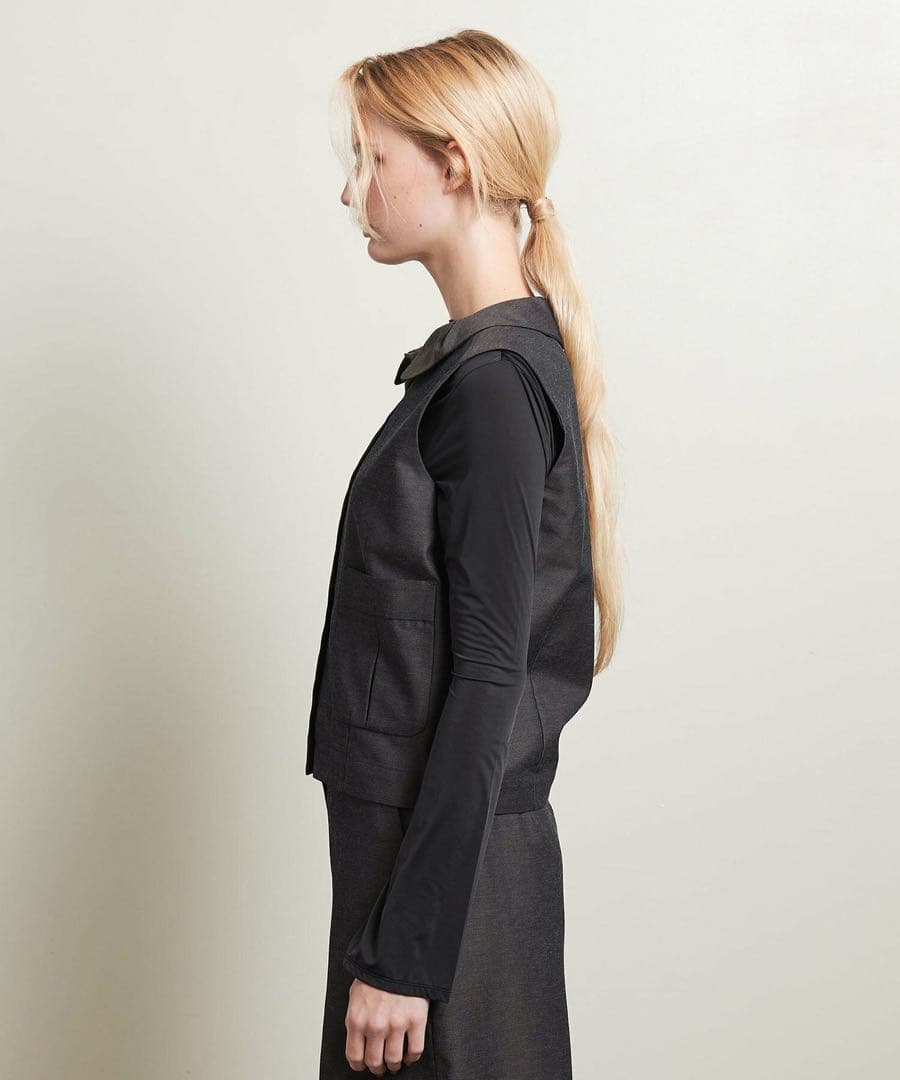 完売品ATTISESSION シャンブレー ラウンドカラー ノースリーブ　ベスト