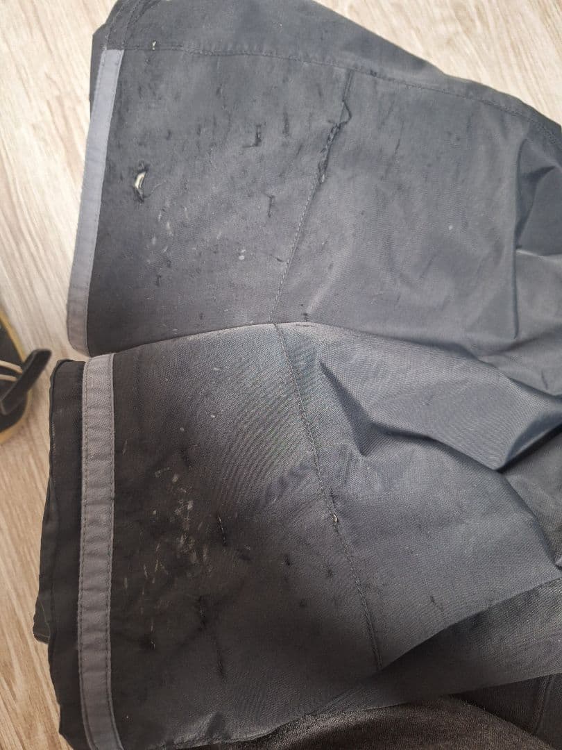 SALOMON スノボセット（ジャケット、パンツ、ボード、ブーツ、ケース等）