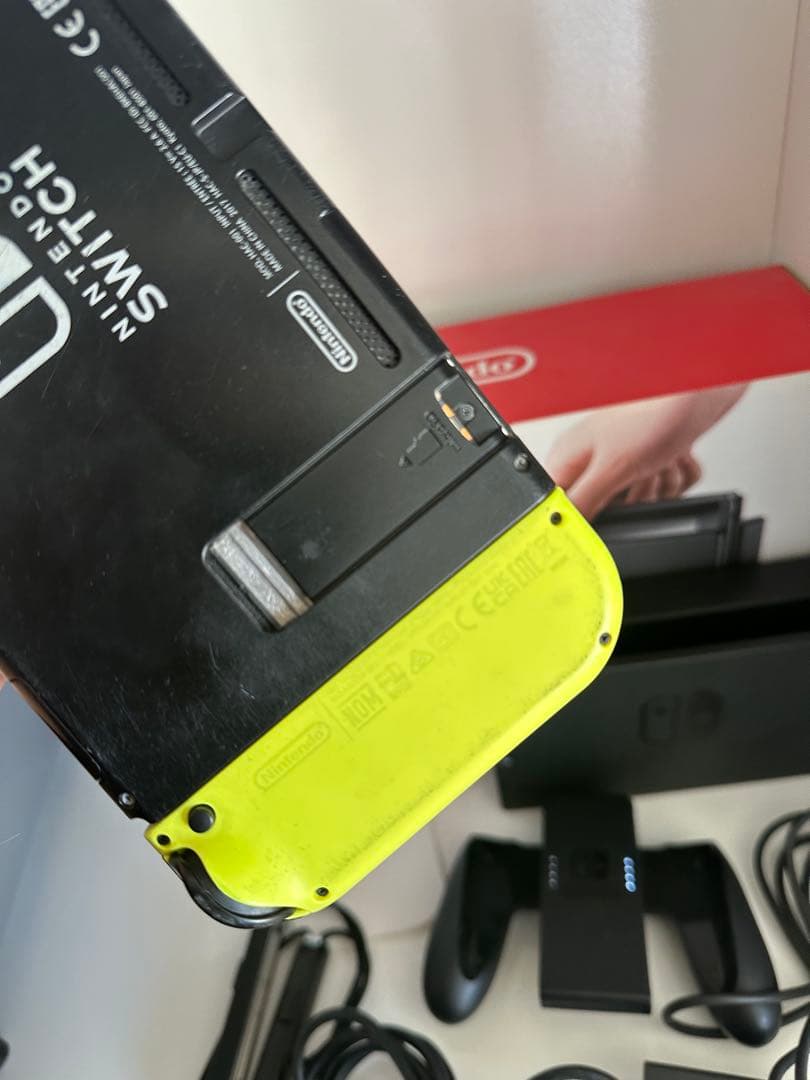 u*o様 任天堂switch 本体　フルセット