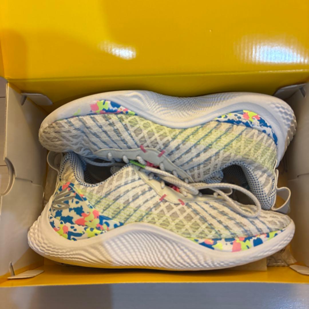 バスケットボールシューズ ホワイト/マルチカラーカリー10