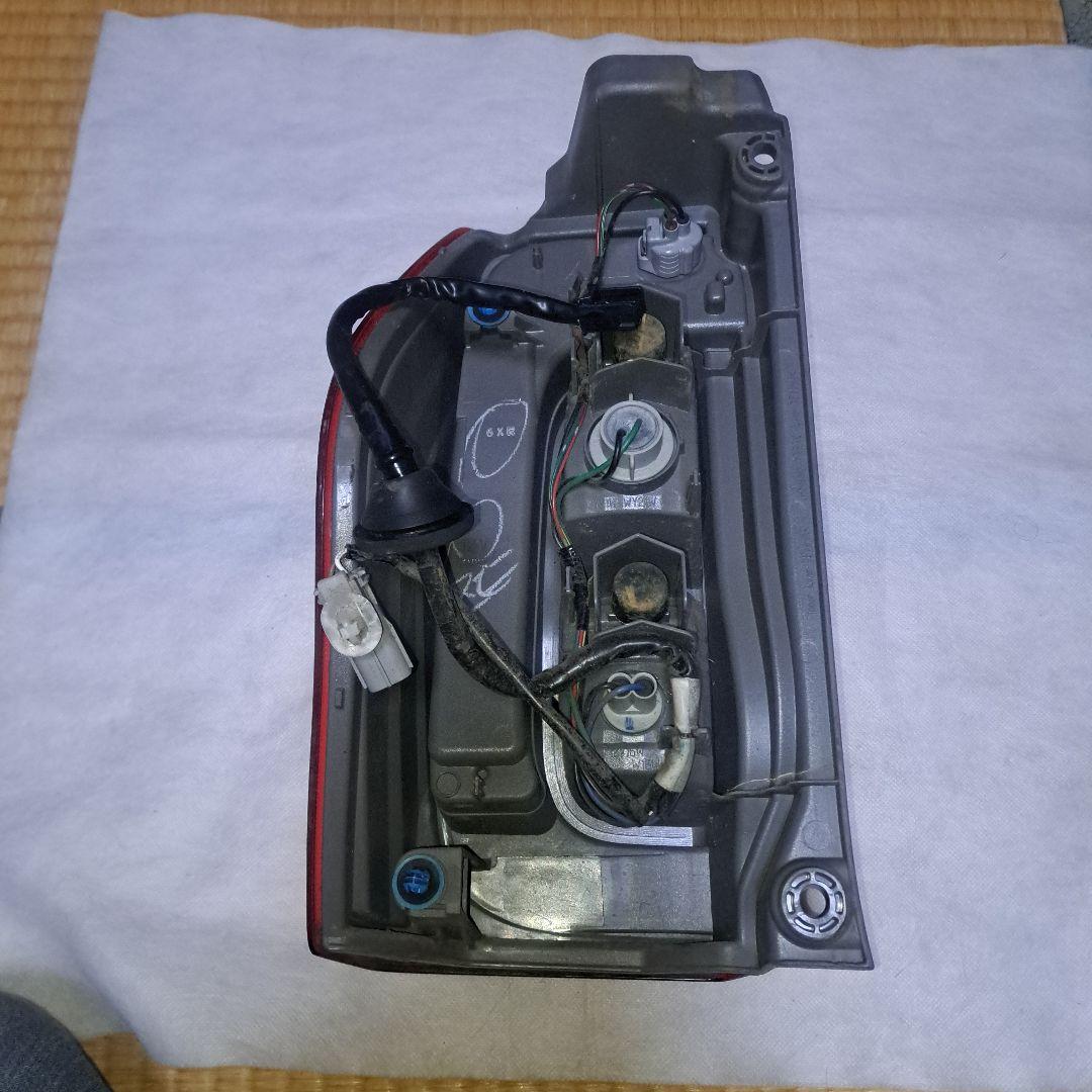 ダイハツ★タント★タントカスタム★LA600S ★テールランプ★右側★良品