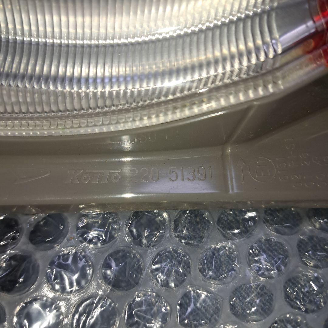 ダイハツ★タント★タントカスタム★LA600S ★テールランプ★右側★良品