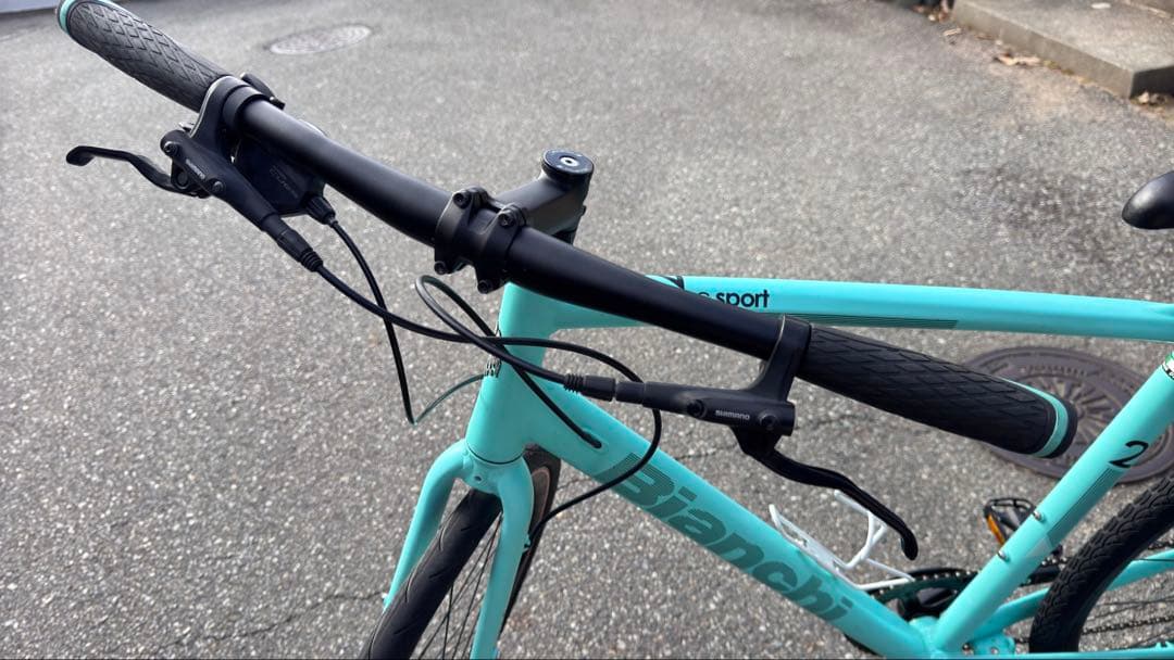 美車　BIANCHI ビアンキ C-SPORT2 DISC　クロスバイク170〜