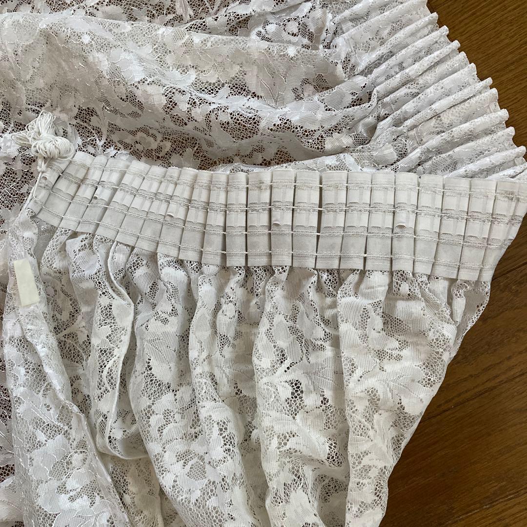 【美品】花柄ボーウインドー用レースカーテン