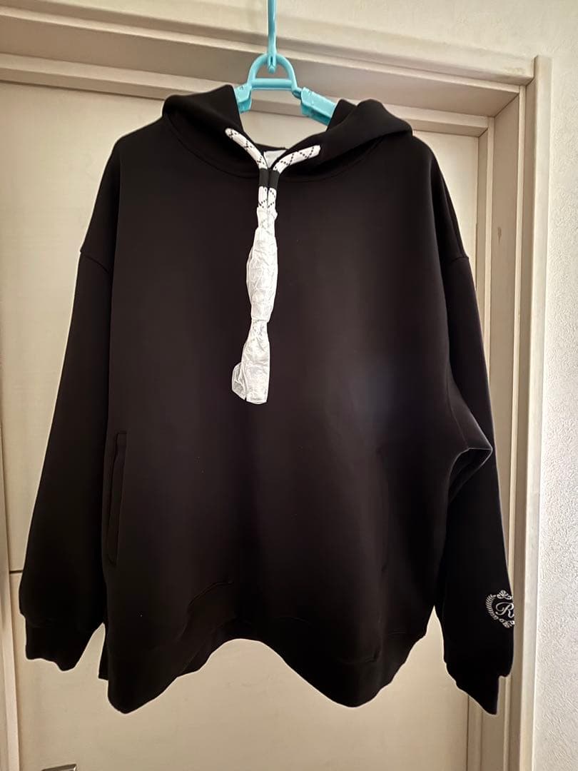 MEDOC 刺繍ボンディングパーカー　未使用