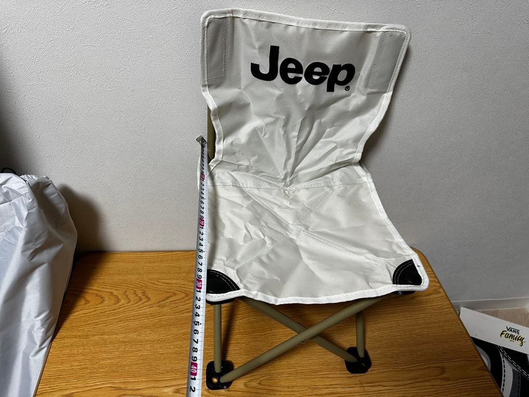 Jeep ロゴ入り折りたたみテーブル＆チェアセット